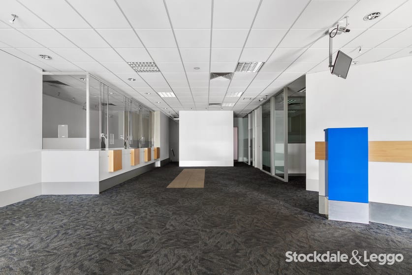 Click to view all images 184 Commercial Road Morwell VIC 3840 - Image 2
