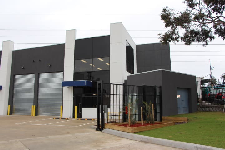 Click to view all images 1/7 Lloyd Street West Melbourne VIC 3003 - Image 1