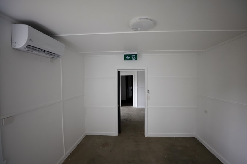 Click to view all images Shed 2/4 Fitt Court East Bendigo VIC 3550 - Image 2