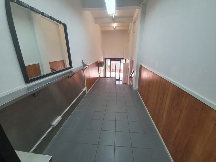 Click to view all images 12 Katoomba Street Katoomba NSW 2780 - Image 2
