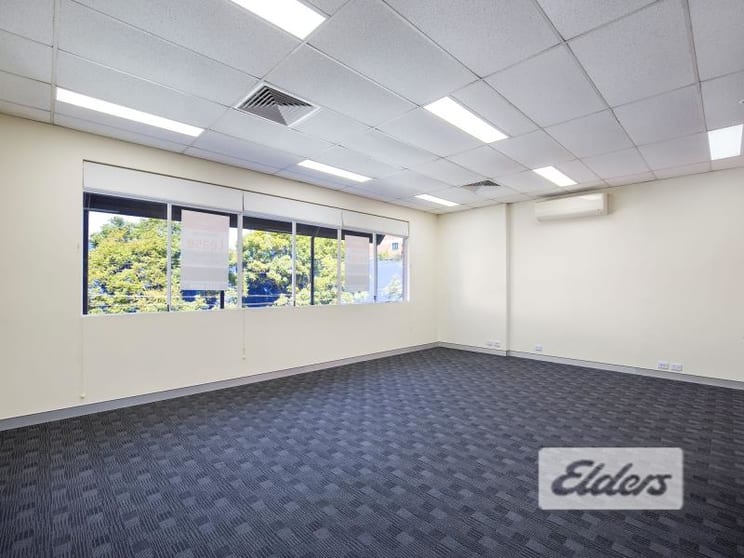 Click to view all images 6/31 Black Street Milton QLD 4064 - Image 2