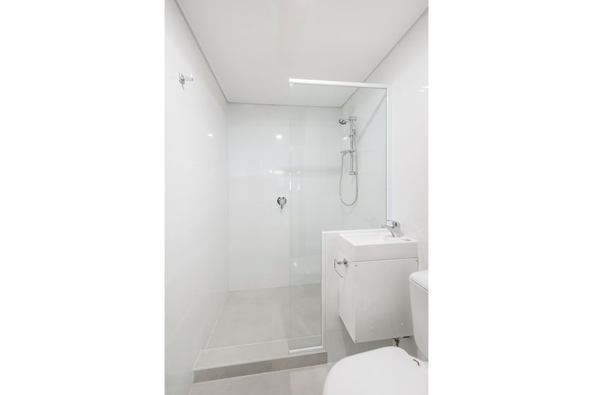 Click to view all images 9 Kitchener Avenue Burswood WA 6100 - Image 5