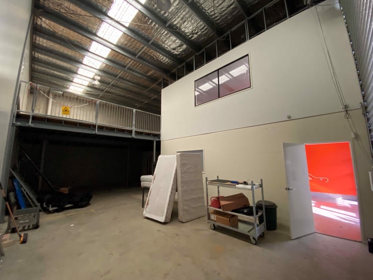 Click to view all images Unit 29, 20-22 Ellerslie Road Meadowbrook QLD 4131 - Image 3
