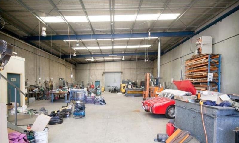 Click to view all images Unit 3/5 Nicole Close Bayswater VIC 3153 - Image 3