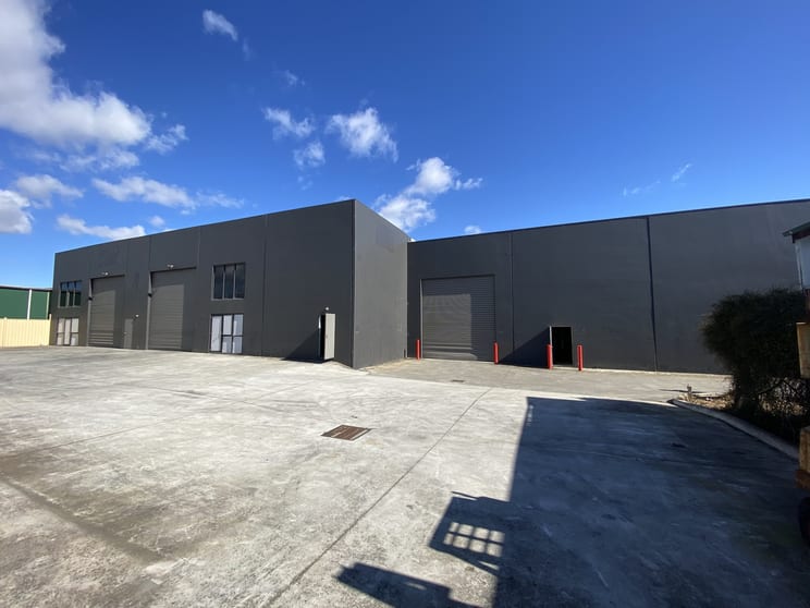 Click to view all images 37-39 Cranwell Street Braybrook VIC 3019 - Image 2