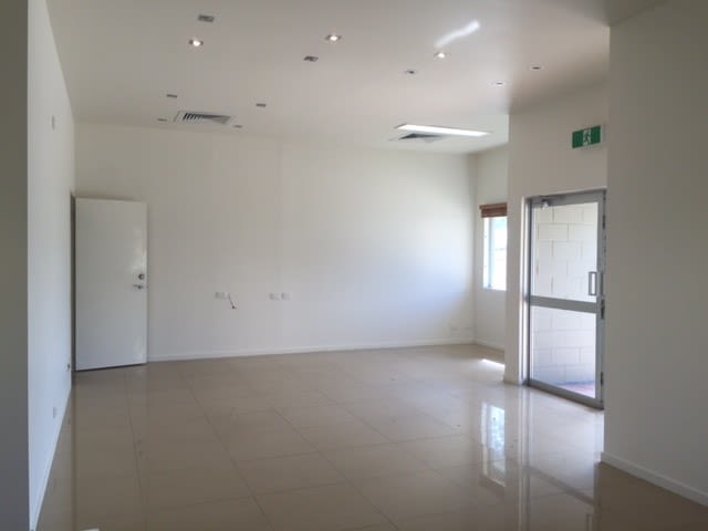 Click to view all images 1/11 Garema Street Cannonvale QLD 4802 - Image 1