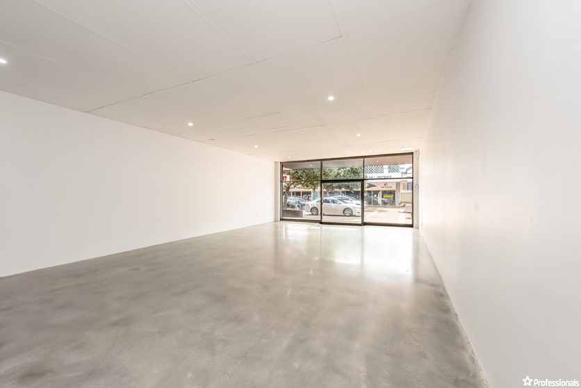 Click to view all images 130 Marine Terrace Geraldton WA 6530 - Image 3