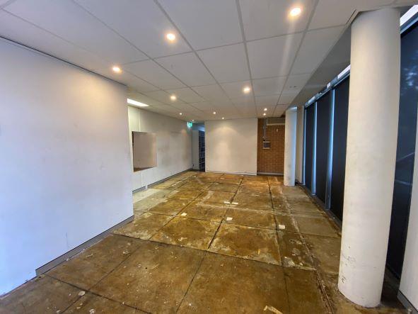 Click to view all images Unit 6/38-40 Whyalla Place Prestons NSW 2170 - Image 2