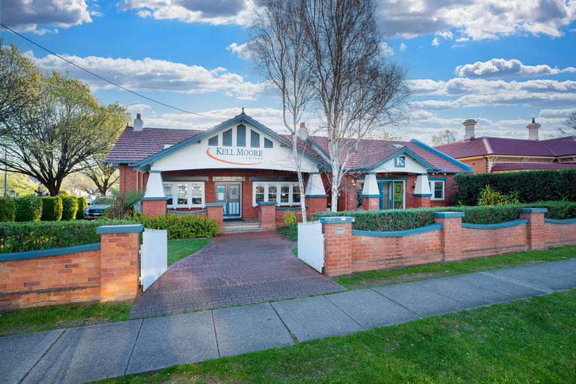 Click to view all images 571 Kiewa Street Albury NSW 2640 - Image 3