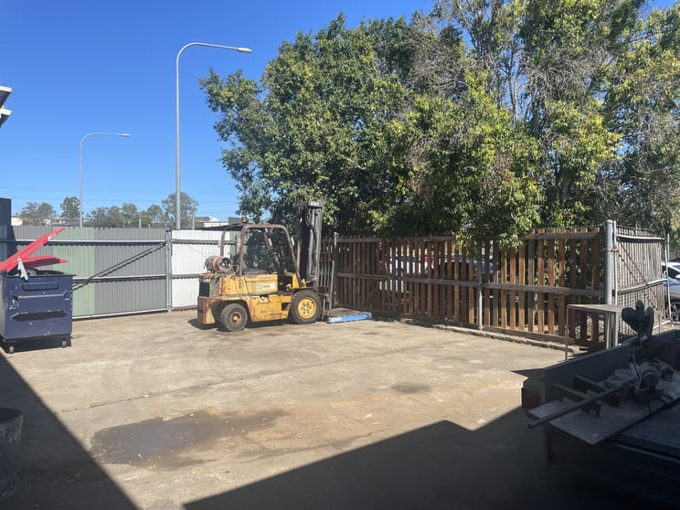 Click to view all images 2/11 Judds Court Slacks Creek QLD 4127 - Image 3