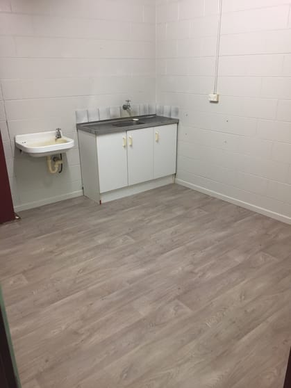 Click to view all images Atherton QLD 4883 - Image 2