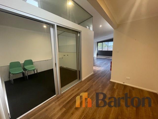 Click to view all images 25 Bentham Street Yarralumla ACT 2600 - Image 2