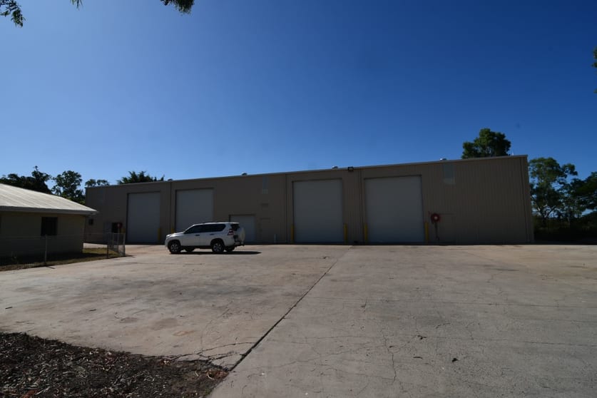 Click to view all images 176-178 Southwood Road Stuart QLD 4811 - Image 1