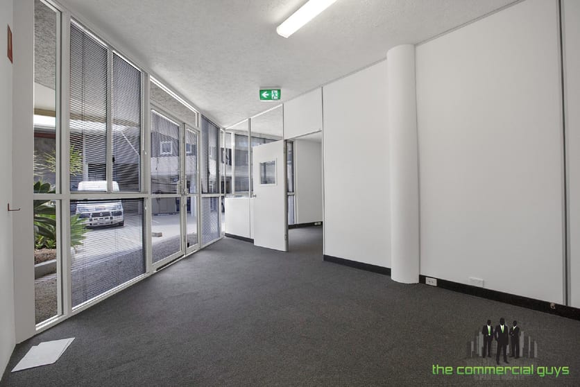 Click to view all images 5/180 Anzac Ave Kippa-ring QLD 4021 - Image 2