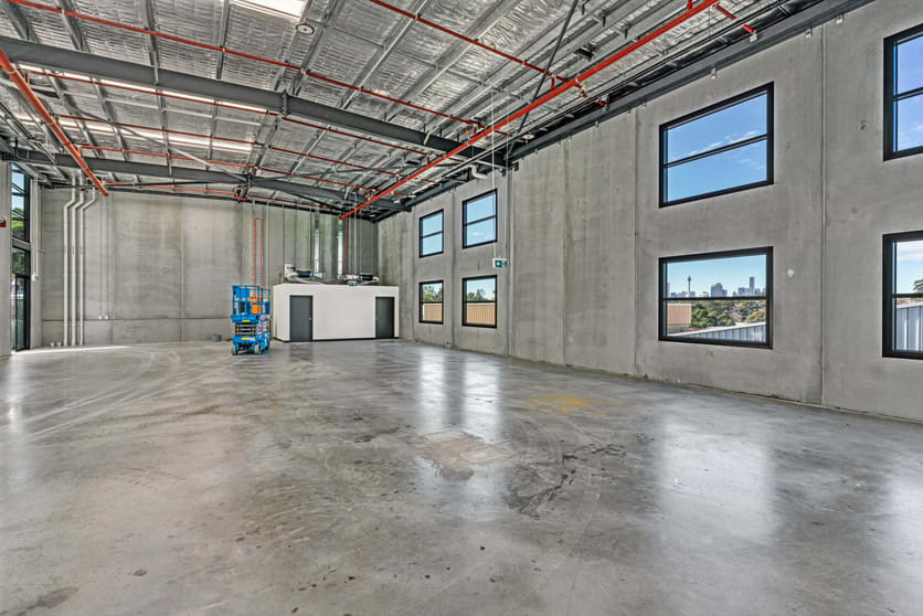 Click to view all images 233 Catherine Street Leichhardt NSW 2040 - Image 3