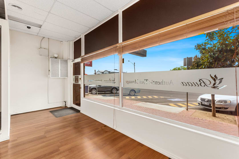 Click to view all images 21 Minerva Road Herne Hill VIC 3218 - Image 2