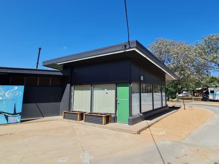 Click to view all images 13B Bultje Street Dubbo NSW 2830 - Image 1