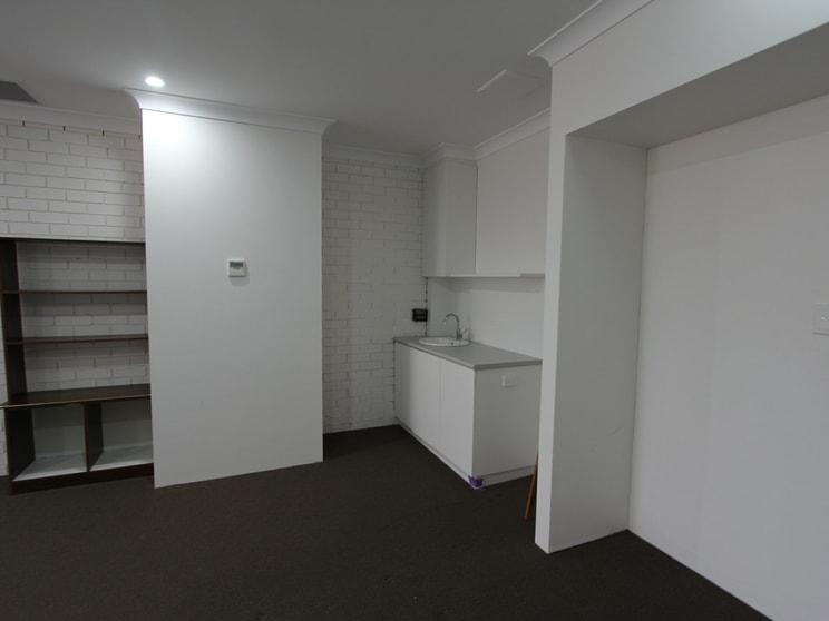 Click to view all images 3/11 Patrick Street Campbelltown NSW 2560 - Image 2