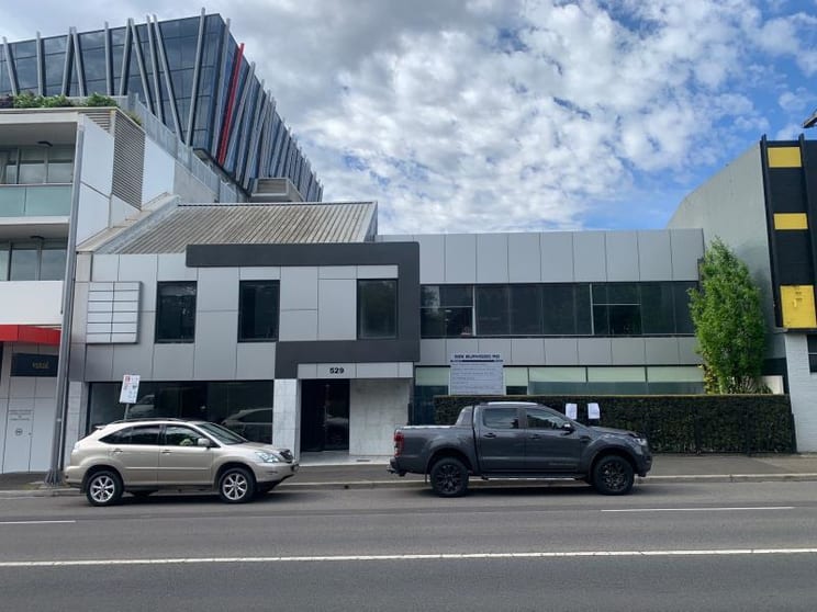 Click to view all images Suite 2/529 Burwood Road Hawthorn VIC 3122 - Image 1