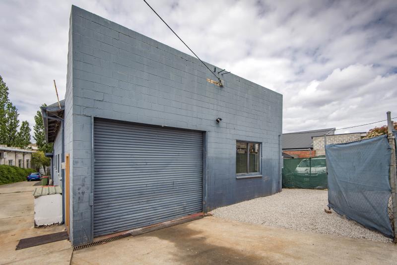 Click to view all images Ground Unit 1/18 Stephens Road Crestwood NSW 2620 - Image 1