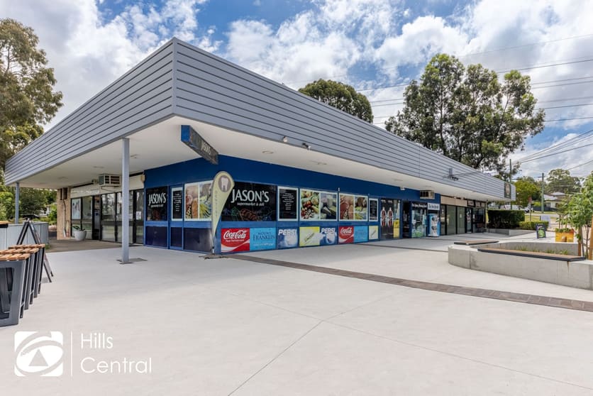 Click to view all images 7 Lomond Crescent Winston Hills NSW 2153 - Image 1