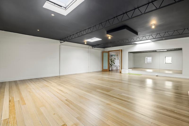 Click to view all images Level 1/574-576 Burke Road Camberwell VIC 3124 - Image 1