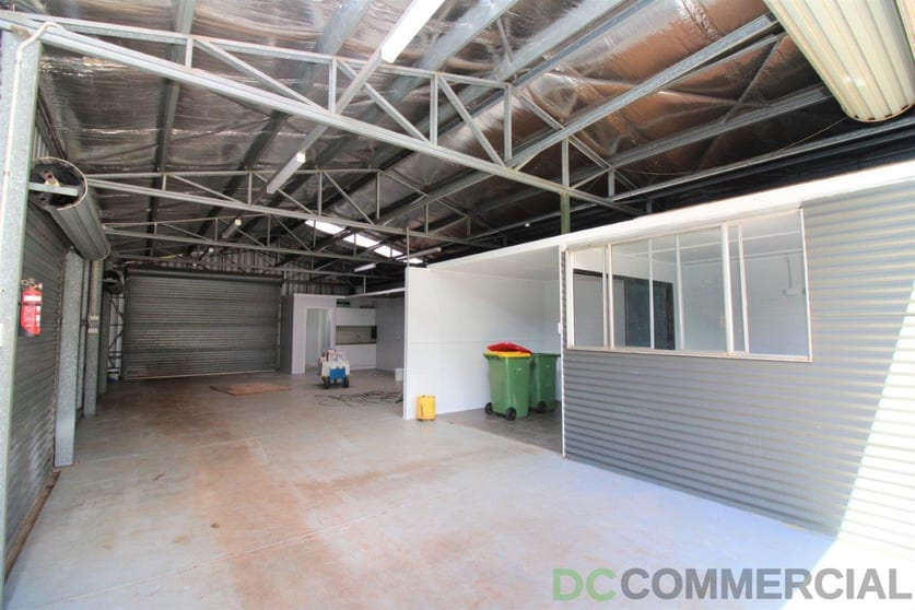 Click to view all images 122B Jellicoe Street North Toowoomba QLD 4350 - Image 2