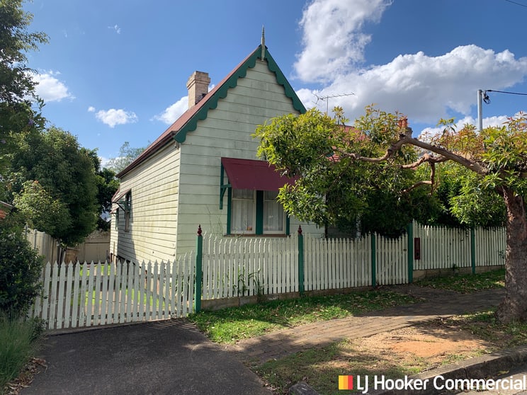 Click to view all images Penrith NSW 2750 - Image 1