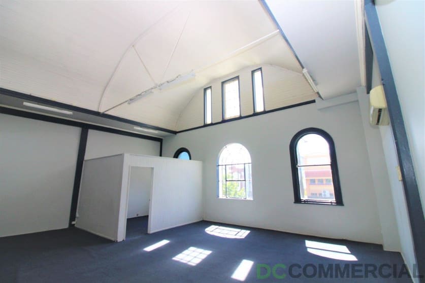 Click to view all images 2/451 Ruthven Street Toowoomba City QLD 4350 - Image 3