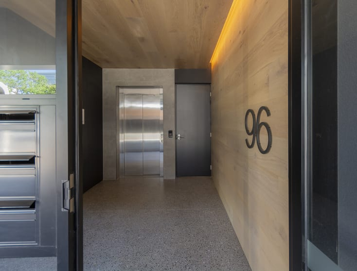 Click to view all images 96 George Street East Fremantle WA 6158 - Image 3