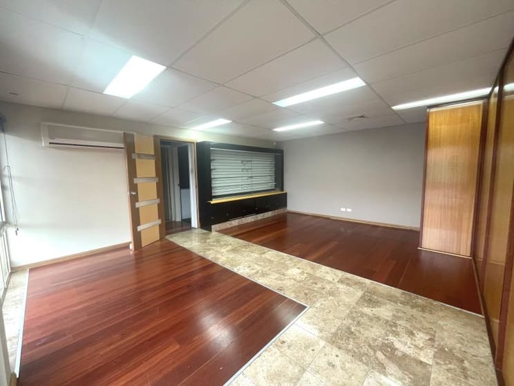 Click to view all images 4/12 Young Street Dubbo NSW 2830 - Image 2
