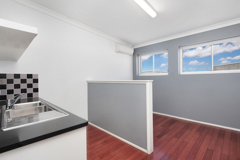 Click to view all images 621 Lores Bonney Drive Archerfield QLD 4108 - Image 3