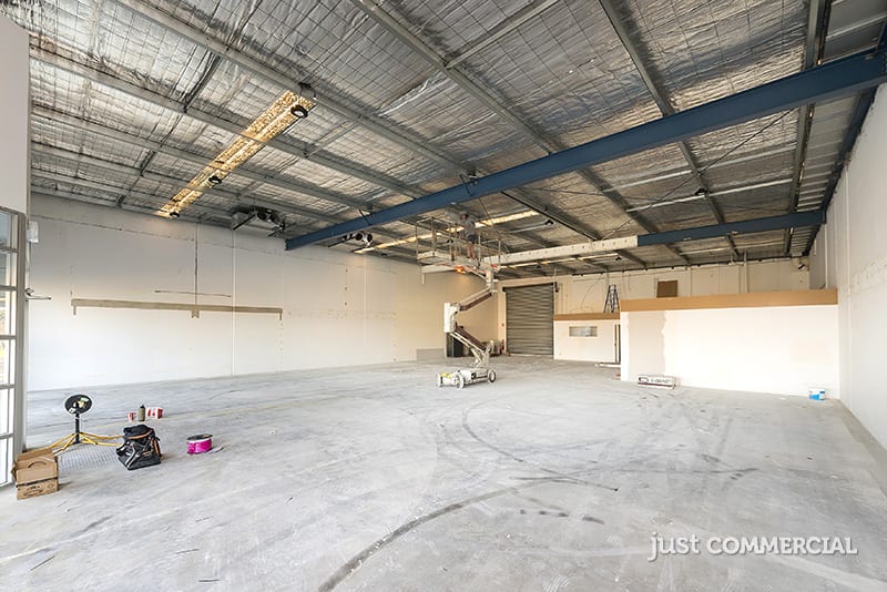 Click to view all images 3/993 North Road Murrumbeena VIC 3163 - Image 3