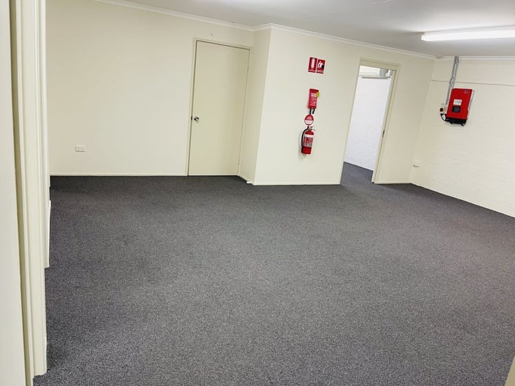 Click to view all images 7/12 Nissen Street Pialba QLD 4655 - Image 3