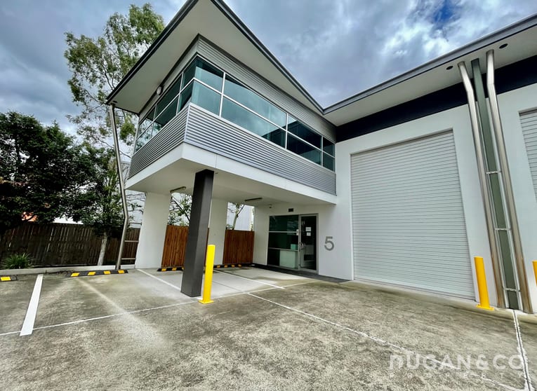 Click to view all images 5/44 Devlan Street Mansfield QLD 4122 - Image 1