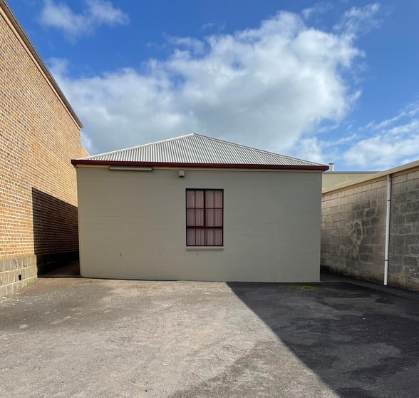 Click to view all images 17 Julia St Portland VIC 3305 - Image 1