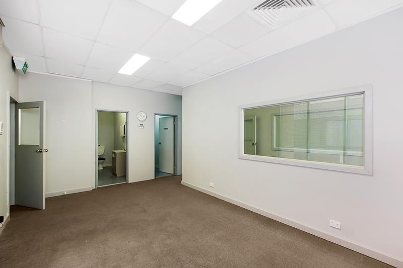 Click to view all images Wetherill Park NSW 2164 - Image 3