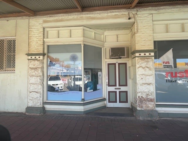 Click to view all images 22 Porter Street Kalgoorlie WA 6430 - Image 2