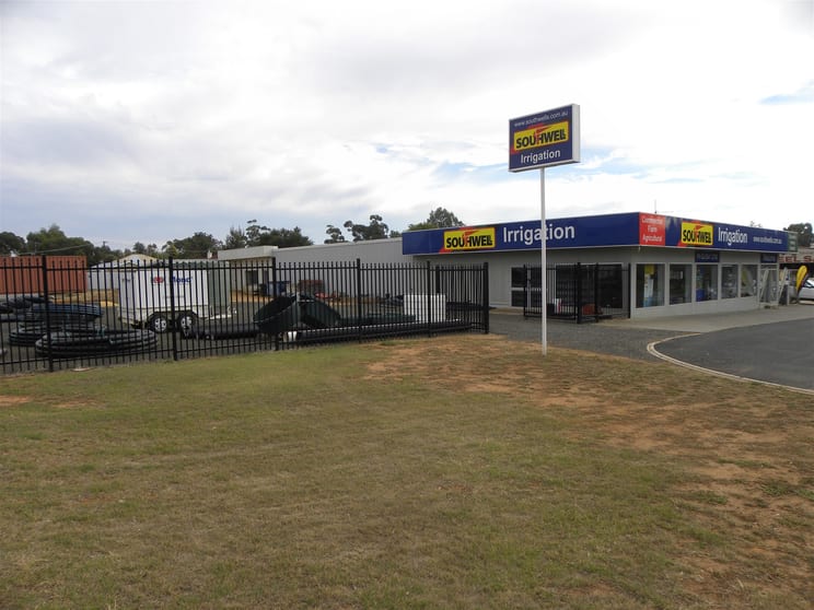 Click to view all images 13-15 Olympic Highway Cowra NSW 2794 - Image 2