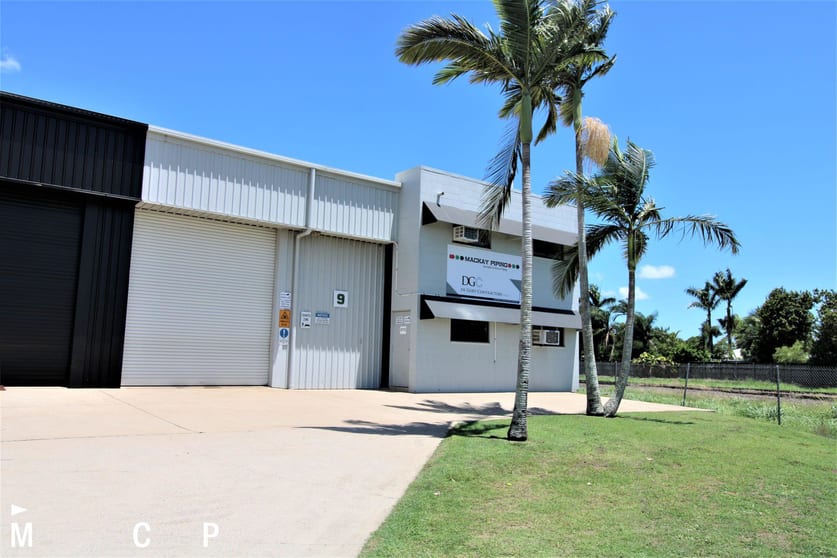 9/2 Jeffcoat Street West Mackay QLD 4740 - Image 1