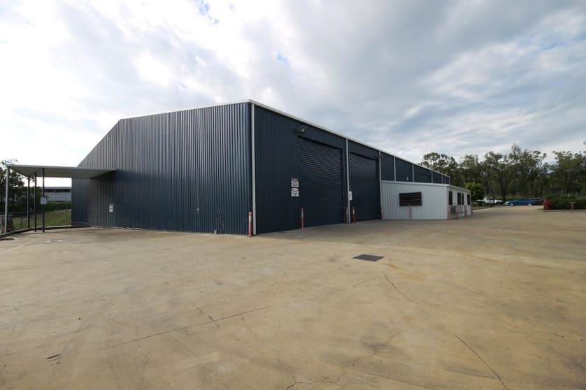 Click to view all images Shed A 17 BUSH CRESCENT Parkhurst QLD 4702 - Image 3