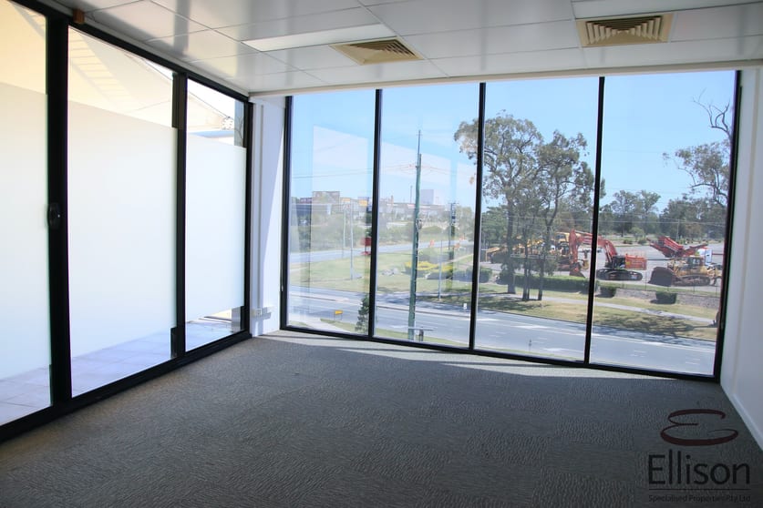 Click to view all images Suite 16/10 Burnside Road Ormeau QLD 4208 - Image 3