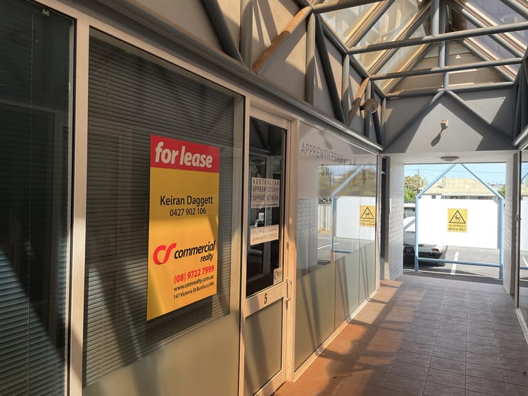 Click to view all images Unit 5/30 Forrest Avenue South Bunbury WA 6230 - Image 2