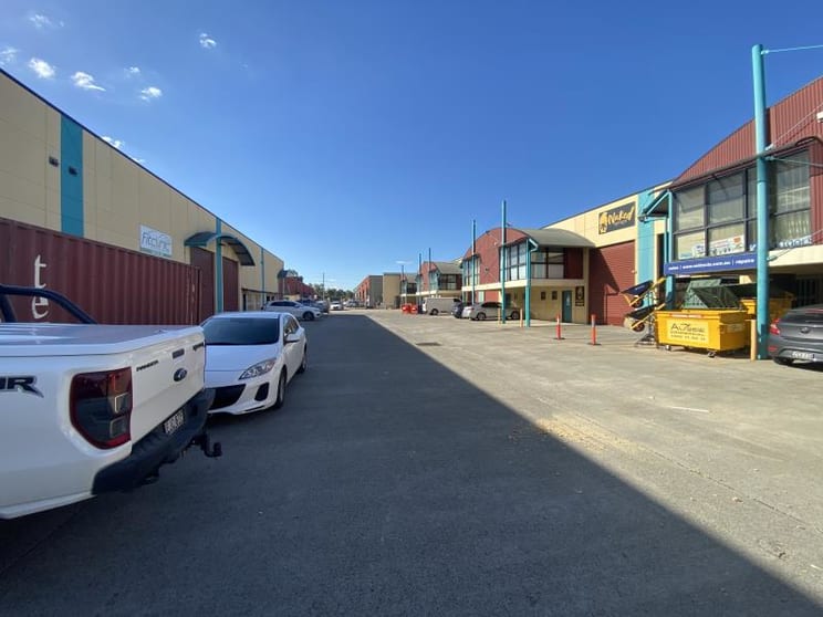 Unit 9/2 Ash Road Prestons NSW 2170 - Image 3