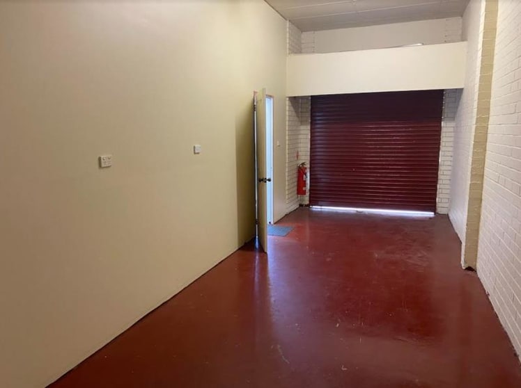 Click to view all images Unit 32/8 Gladstone Street Fyshwick ACT 2609 - Image 3