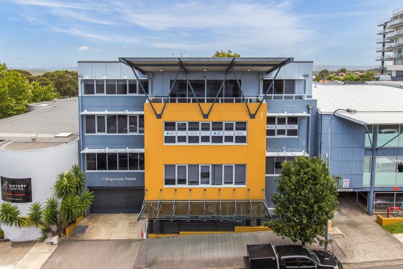 Click to view all images Level 1 Suite 5/3 Hopetoun Street Charlestown NSW 2290 - Image 1
