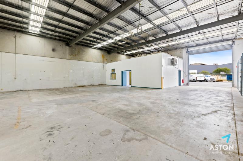 Click to view all images 4/381 Bayswater Road Bayswater VIC 3153 - Image 3