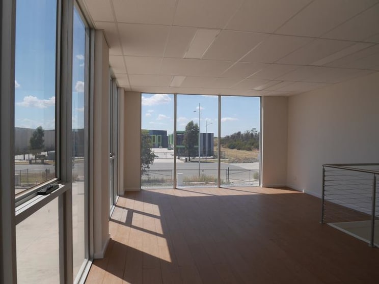 Click to view all images 36 Graystone Court Epping VIC 3076 - Image 3