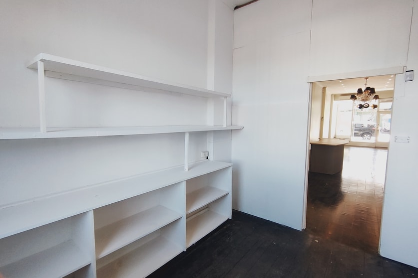 Click to view all images 508 Centre Road Bentleigh VIC 3204 - Image 3