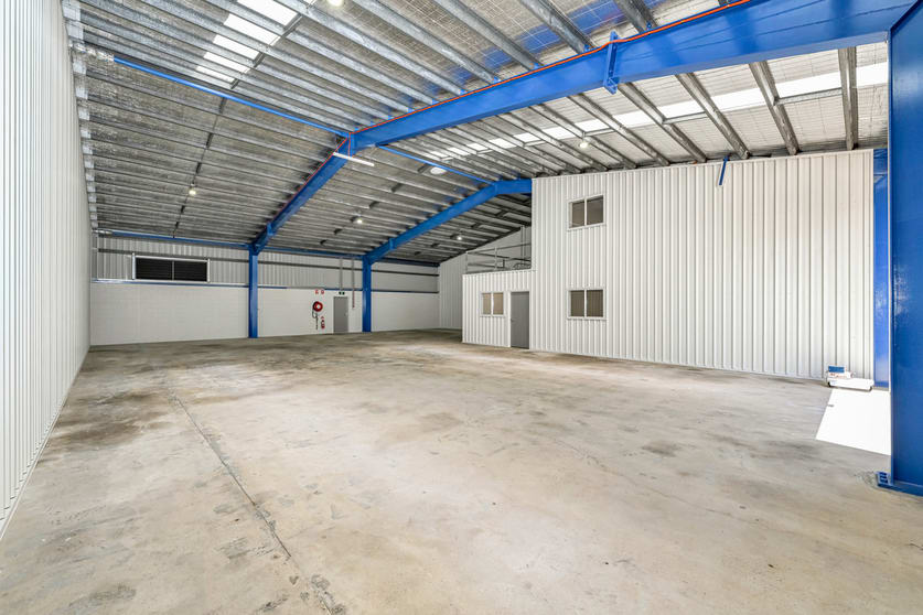 Click to view all images Unit 2/54 Keane Street Currajong QLD 4812 - Image 3